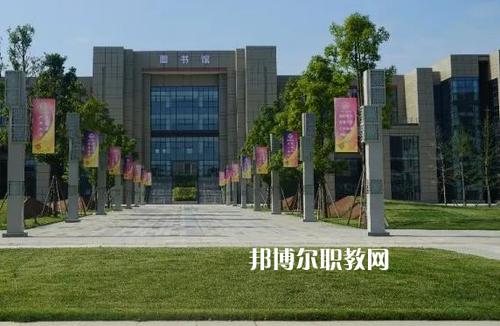 2021年成都计算机网络技术大专院校报考指南 学校与专业解析